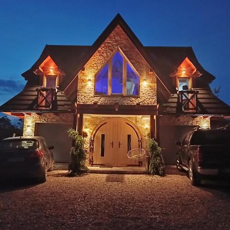Lux Houses W Domku Tylko Dwa Apartamentyz Jacuzzi Zewnetrznym Groń Exteriör bild