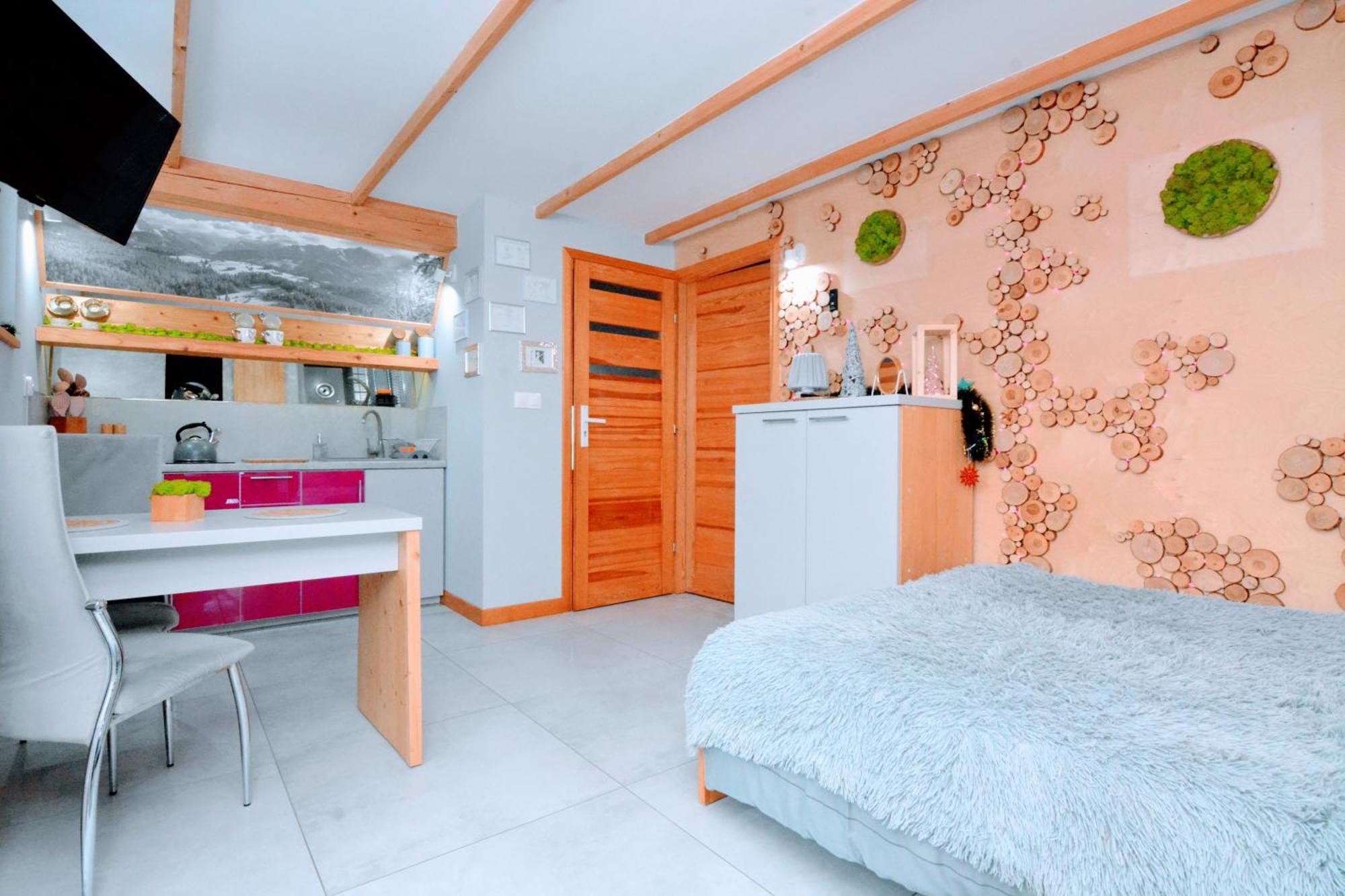 Lux Houses W Domku Tylko Dwa Apartamentyz Jacuzzi Zewnetrznym Groń Exteriör bild