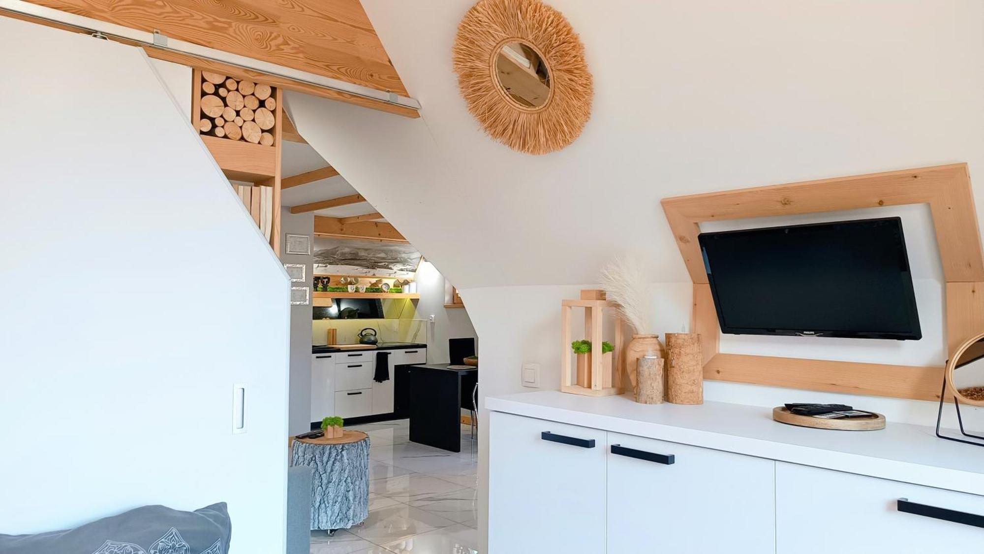 Lux Houses W Domku Tylko Dwa Apartamentyz Jacuzzi Zewnetrznym Groń Exteriör bild