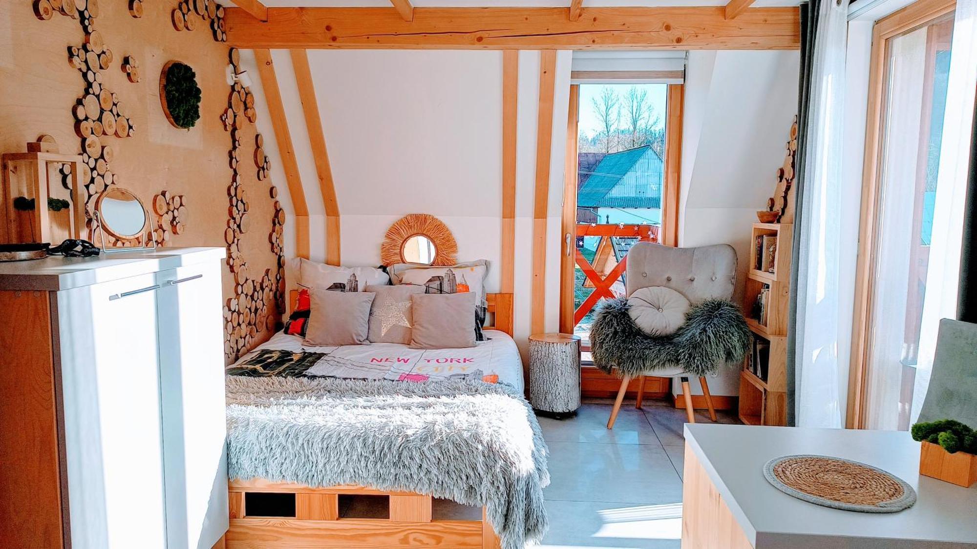 Lux Houses W Domku Tylko Dwa Apartamentyz Jacuzzi Zewnetrznym Groń Exteriör bild